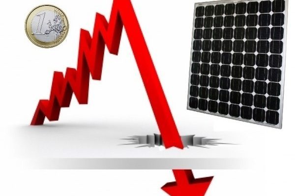 El bajo precio de los paneles solares en España